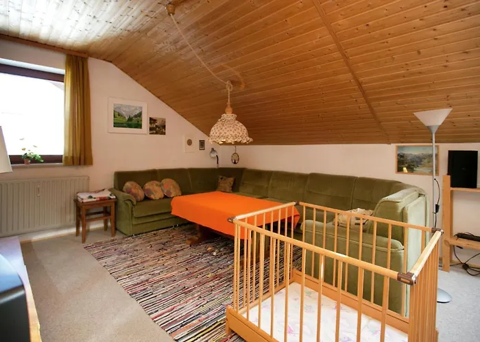 아파트 Cosy In Allg U With Garden 오이미텔베르크